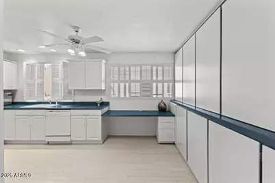 500 W Clarendon Avenue #D6, Phoenix, AZ 85013 - Photo 15