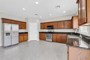 5659 S 239th Dr, Buckeye, AZ 85326 - Photo 11