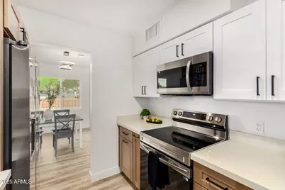 6236 W Maryland Avenue, Glendale, AZ 85301 - Photo 5