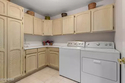 10621 E Halley Drive, Sun Lakes, AZ 85248 - Photo 21