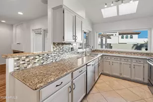 4652 E Piedmont Rd, Phoenix, AZ 85044 - Photo 9