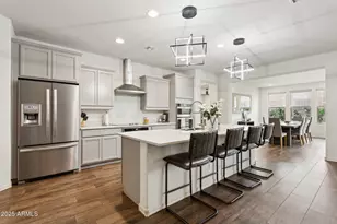 7180 W Tombstone Trail, Peoria, AZ 85383 - Photo 11