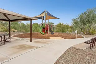 7180 W Tombstone Trail, Peoria, AZ 85383 - Photo 37