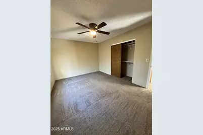 10424 N 11th Place #2, Phoenix, AZ 85020 - Photo 15