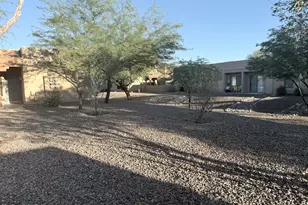 8800 N 107th Ave N, Peoria, AZ 85345 - Photo 29