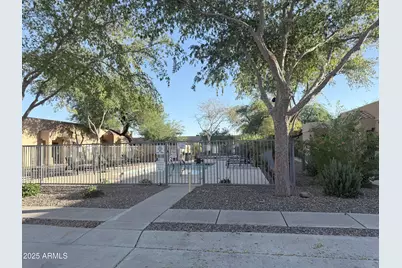 8800 N 107th Avenue N #17, Peoria, AZ 85345 - Photo 23