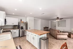 3587 E Trigger Way, Gilbert, AZ 85297 - Photo 9