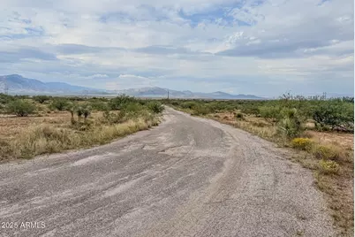 000 Tequila Trail #- 2, Benson, AZ 85602 - Photo 5