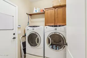 12958 W Fossil Dr, Peoria, AZ 85383 - Photo 29