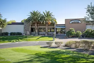 12958 W Fossil Dr, Peoria, AZ 85383 - Photo 53