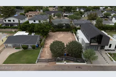 3828 E Monterosa Street #15, Phoenix, AZ 85018 - Photo 1