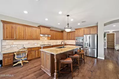 726 W Tallow Tree Avenue, Queen Creek, AZ 85140 - Photo 11