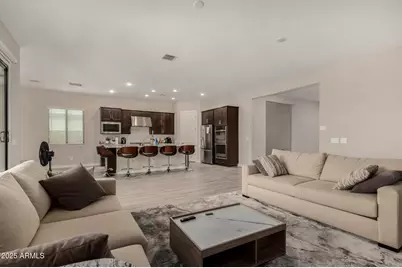 8026 W Nicolet Avenue, Glendale, AZ 85303 - Photo 11