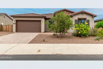 8026 W Nicolet Avenue, Glendale, AZ 85303 - Photo 1