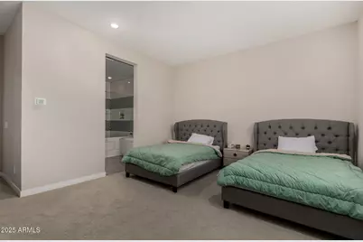 8026 W Nicolet Avenue, Glendale, AZ 85303 - Photo 17