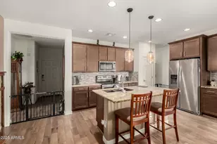 18263 W Cedarwood Ln, Goodyear, AZ 85338 - Photo 5