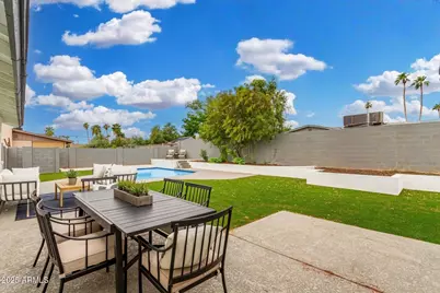 5212 E Gelding Drive, Scottsdale, AZ 85254 - Photo 15