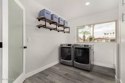 5212 E Gelding Drive, Scottsdale, AZ 85254 - Photo 9