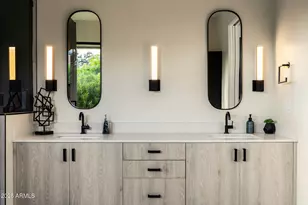 9148 N 66th Pl, Paradise Valley, AZ 85253 - Photo 35