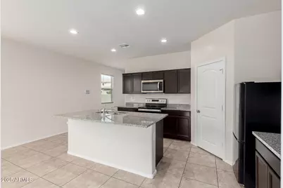 36637 W Santa Barbara Avenue, Maricopa, AZ 85138 - Photo 11