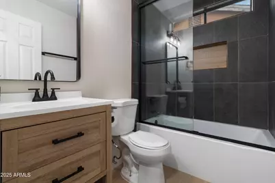 7760 W Palmaire Avenue, Glendale, AZ 85303 - Photo 23