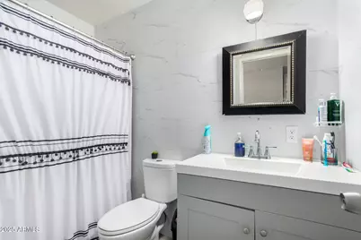 12814 N 29th Drive, Phoenix, AZ 85029 - Photo 21