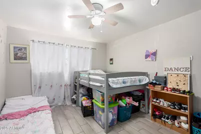 12814 N 29th Drive, Phoenix, AZ 85029 - Photo 19