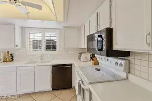 663 S Saguaro Way, Mesa, AZ 85208 - Photo 7