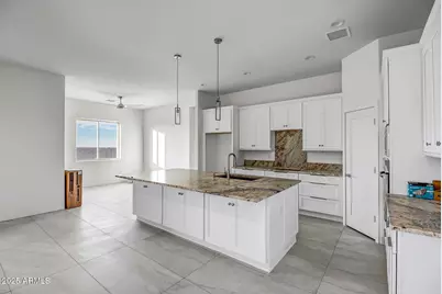 27543 N 255th Lane, Wittmann, AZ 85361 - Photo 5