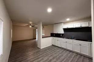 8595 N 71st Ave, Glendale, AZ 85301 - Photo 7