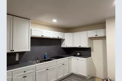 8595 N 71st Avenue #111, Glendale, AZ 85301 - Photo 9