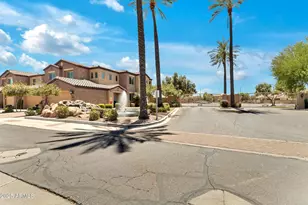 250 W Queen Creek Rd, Chandler, AZ 85248 - Photo 11