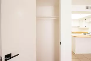 2123 E Kirkland Ln, Tempe, AZ 85281 - Photo 9