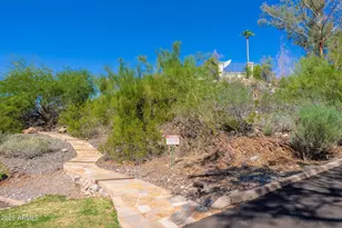 7557 N Dreamy Draw Dr, Phoenix, AZ 85020 - Photo 27