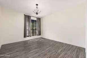 7557 N Dreamy Draw Dr, Phoenix, AZ 85020 - Photo 13