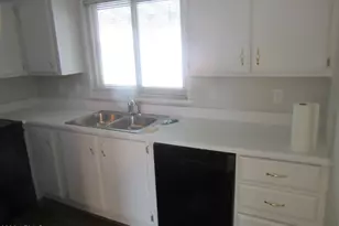 6412 S Oakmont Dr, Chandler, AZ 85249 - Photo 9