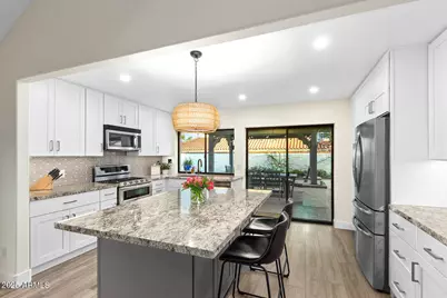 5822 N Scottsdale Road, Paradise Valley, AZ 85253 - Photo 9