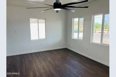 5242 S 11th Avenue, Phoenix, AZ 85041 - Photo 7