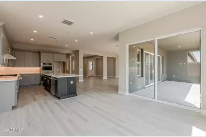 17241 W Vacaville Street, Surprise, AZ 85388 - Photo 5