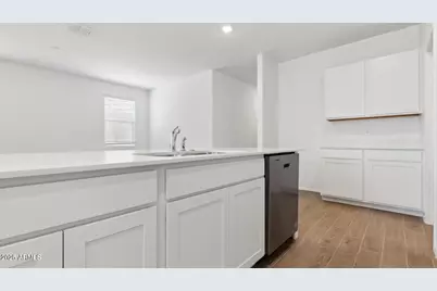 25499 N 183rd Drive, Wittmann, AZ 85361 - Photo 7