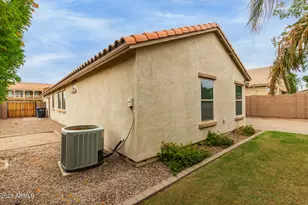 2215 E Everglade Ln, Gilbert, AZ 85298 - Photo 27