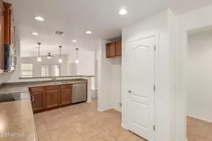 2215 E Everglade Ln, Gilbert, AZ 85298 - Photo 15