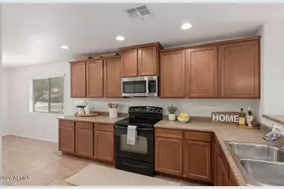 2215 E Everglade Lane, Gilbert, AZ 85298 - Photo 11