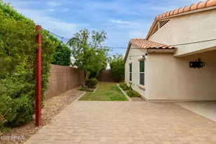 2215 E Everglade Ln, Gilbert, AZ 85298 - Photo 35