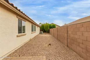 2215 E Everglade Ln, Gilbert, AZ 85298 - Photo 39