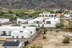 2241 E Desert Ln, Phoenix, AZ 85042 - Photo 3