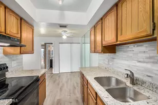 16635 N Cave Creek Rd, Phoenix, AZ 85032 - Photo 13