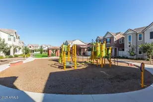 2269 S Osborn Ln, Gilbert, AZ 85295 - Photo 41