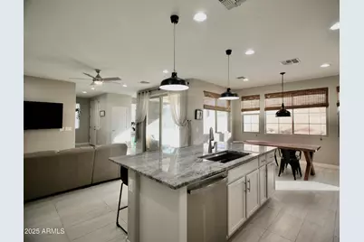 2269 S Osborn Lane, Gilbert, AZ 85295 - Photo 9