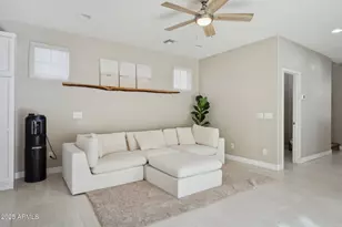 2269 S Osborn Ln, Gilbert, AZ 85295 - Photo 7